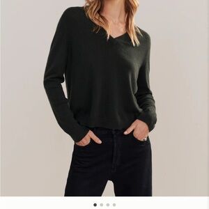 Jenni Kayne - Women's Cashmere V-Neck Sweater - Dark Green (NWT)